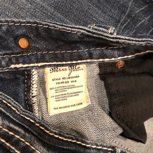 Miss Me Boyfriend Capris! - Picture 4 of 7